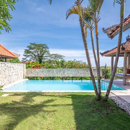 Tropical Villa Indah أُلُواتو المظهر الخارجي الصورة