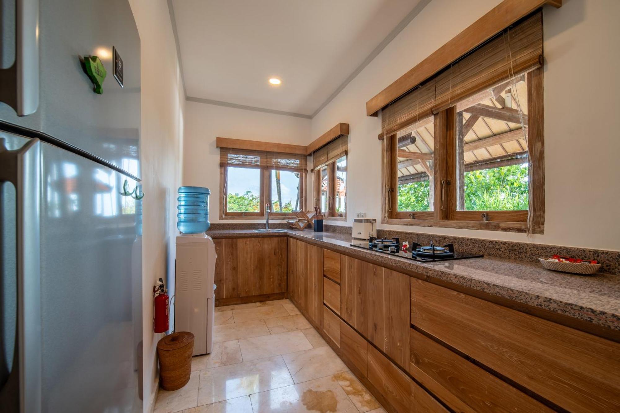 Tropical Villa Indah أُلُواتو المظهر الخارجي الصورة