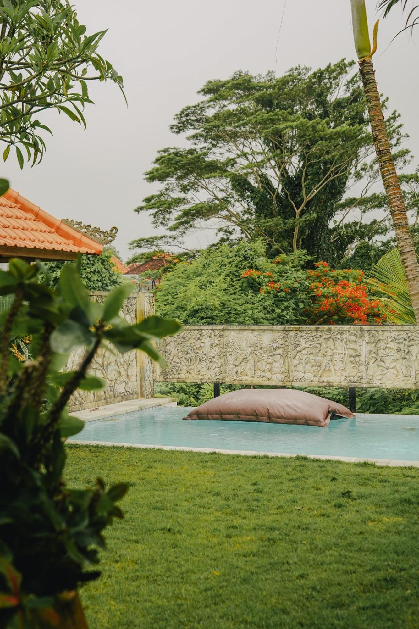 Tropical Villa Indah أُلُواتو المظهر الخارجي الصورة